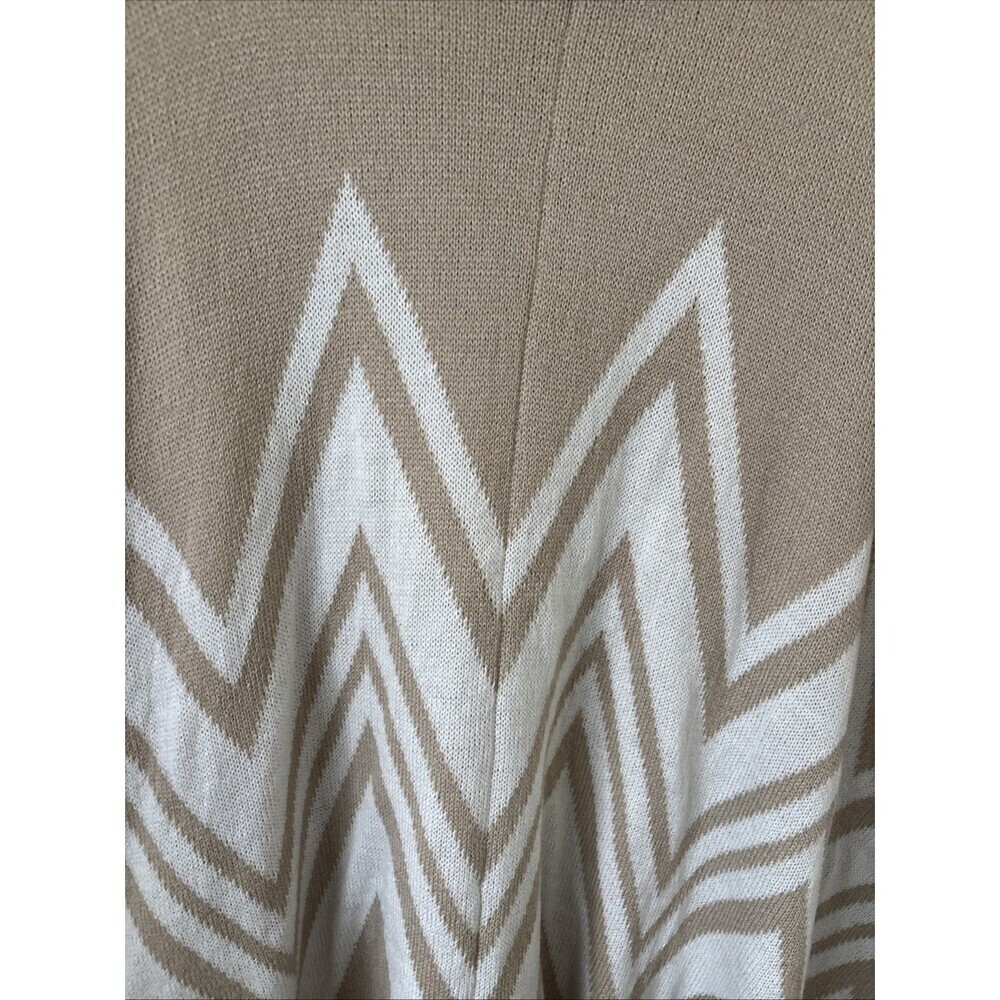 Ava & Vic Women’s Beige Brown Zigzag Turtleneck Poncho One Size Knit Cozy - Picture 3 of 6